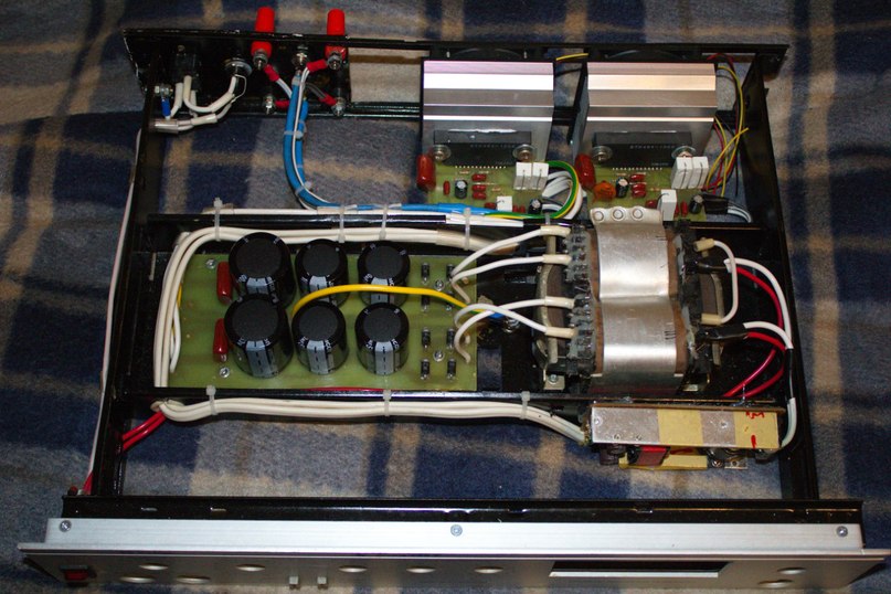 Усилитель хлопок. Трансформатор усилителя радиотехника у 101 стерео. Stk404-130. Tda7294 радиотехника у101. Промышленный усилитель у100у.