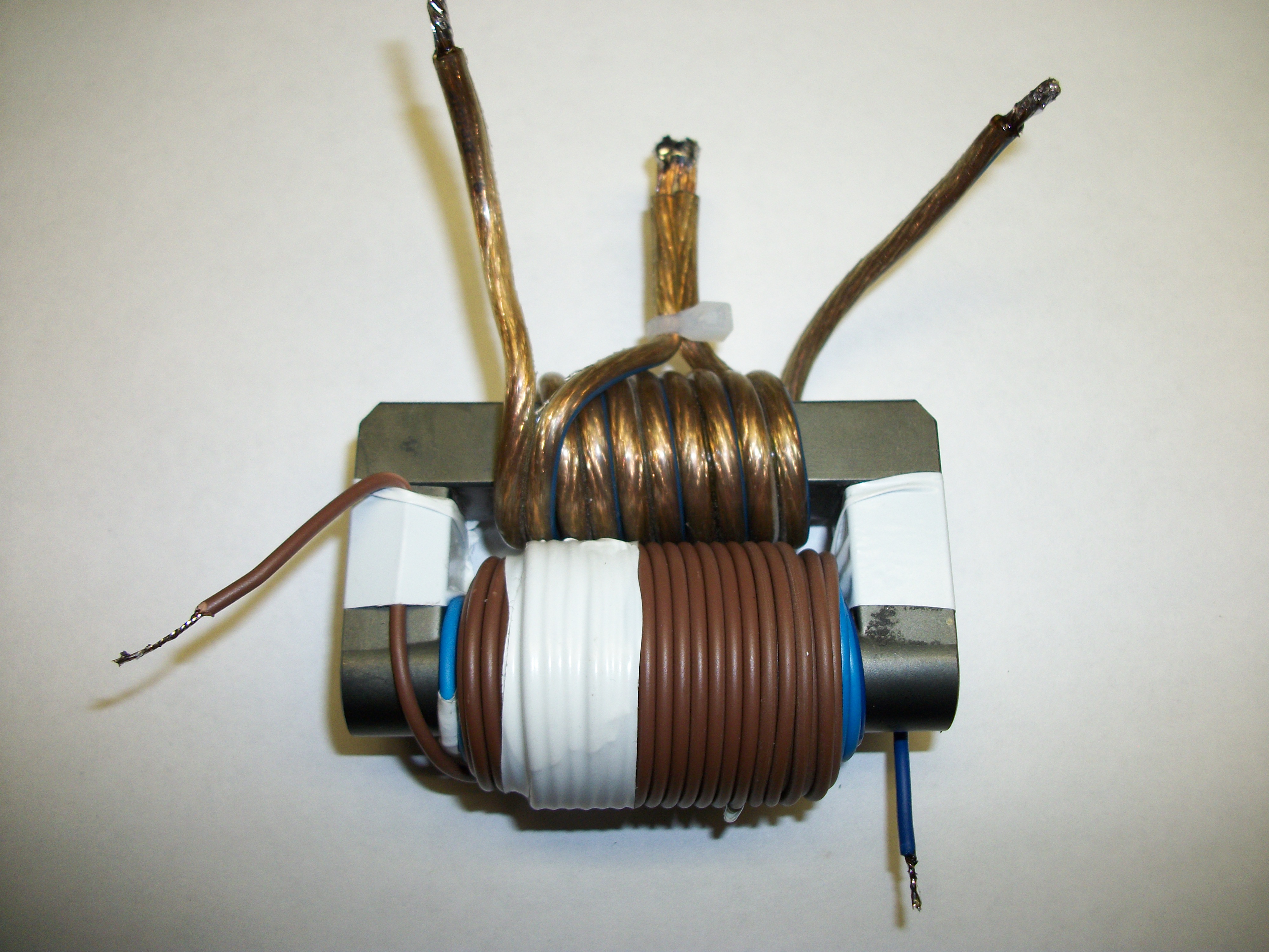 Самодельный трансформатор. Тороидальный согласующий трансформатор. Импульсный высоковольтный трансформатор для с1-94. Согласующий трансформатор высоковольтный. Импульсный трансформатор из ТВС.